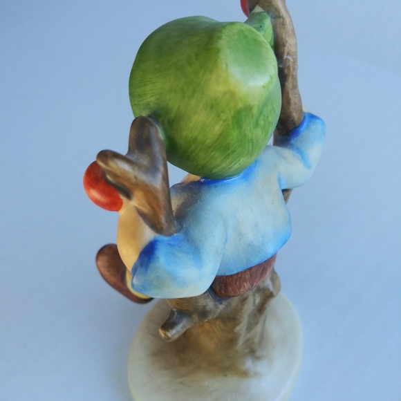 Apple Tree Boy Vintage Figurine Hand Painted - Picture 5 of 13